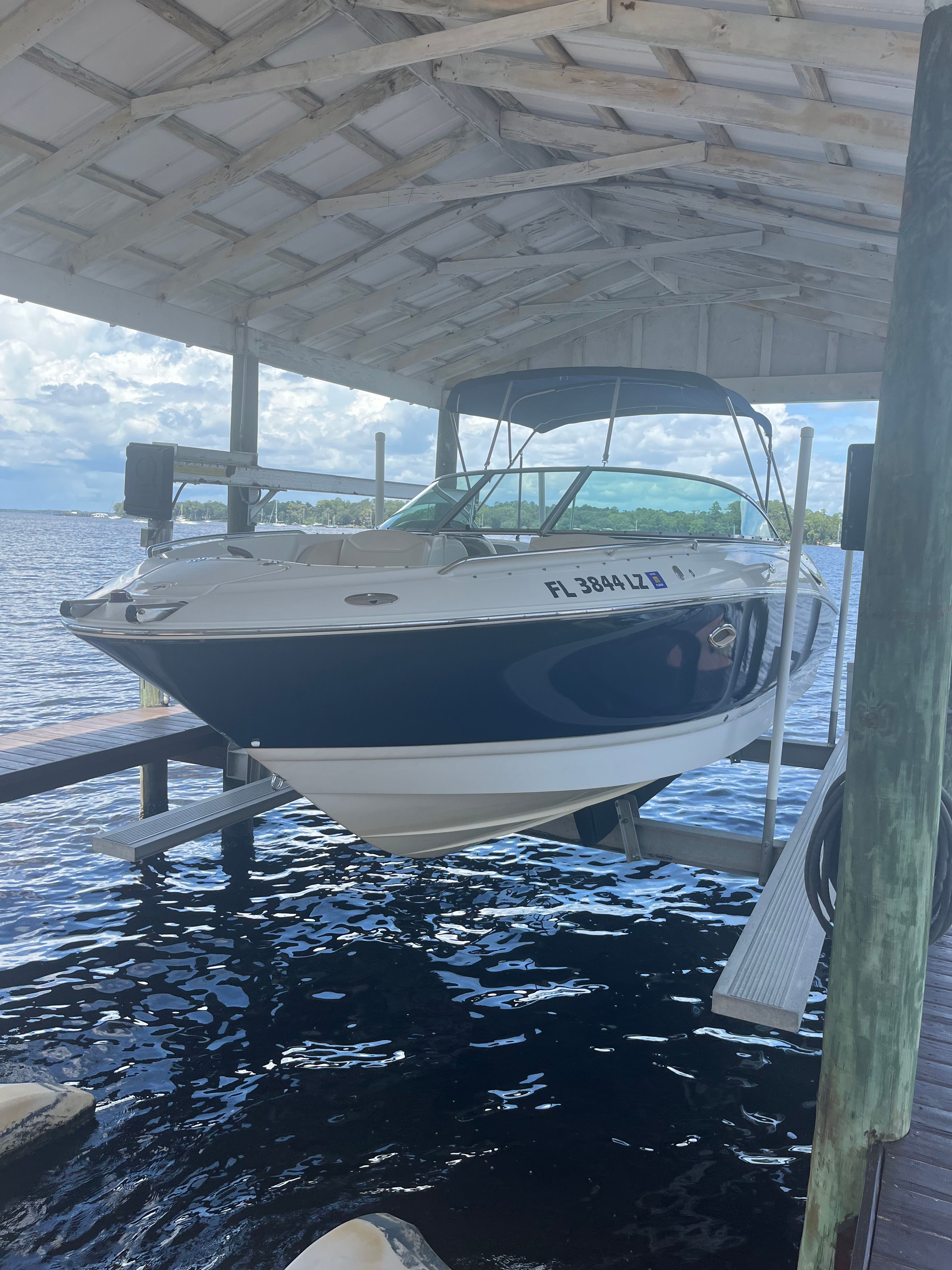 2002 Monterey 248LS Montura Bowrider