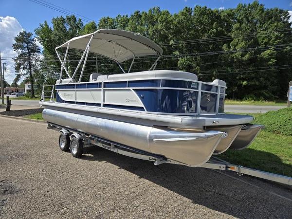 2025 Godfrey Xperience 2286 SBX Sport Tube 27 in. Package}