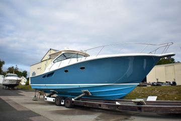 2016 Tiara Yachts 4300 Open