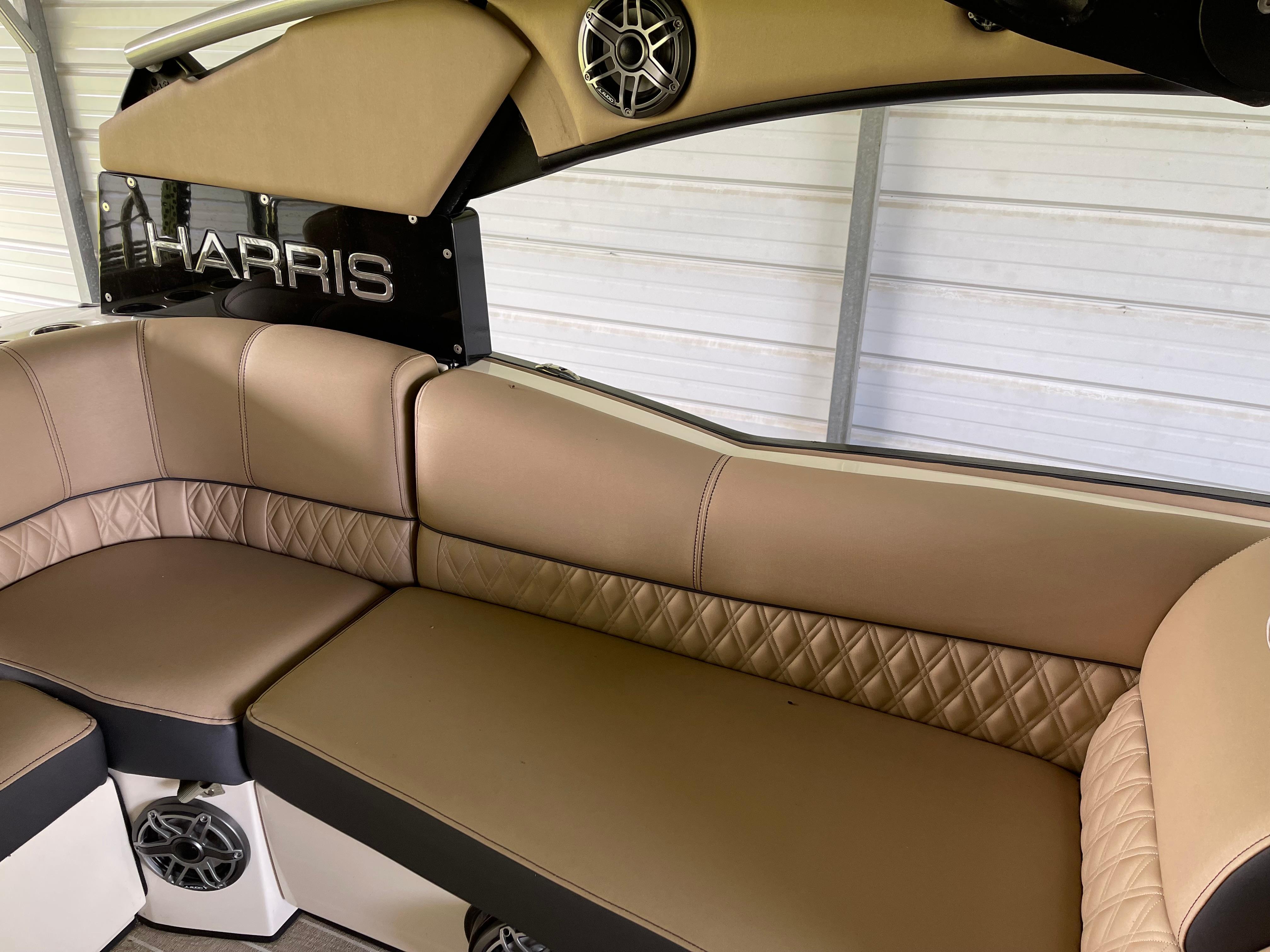 2022 Harris Crowne SL 270