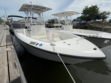 2024 Aquasport 2200 Center Console