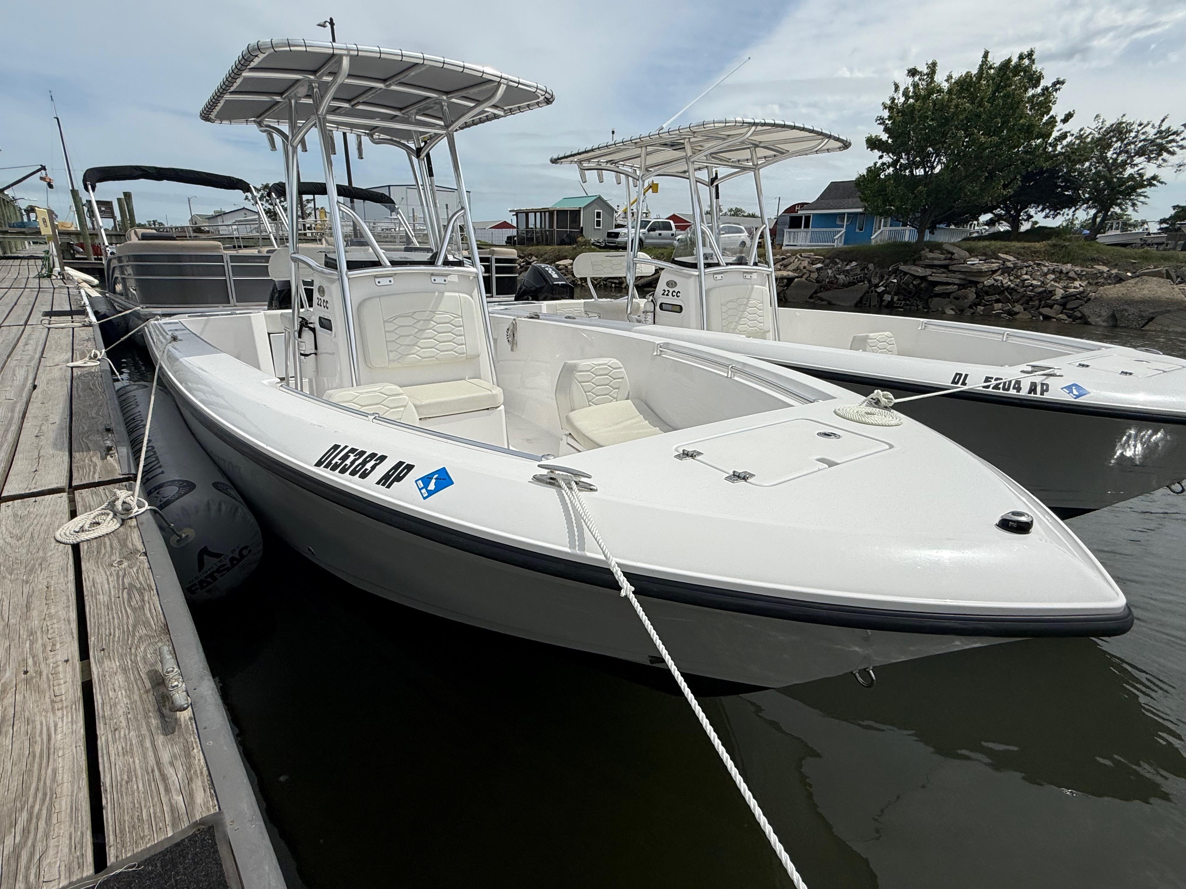 2024 Aquasport 2200 Center Console