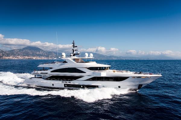 2023 Majesty 140