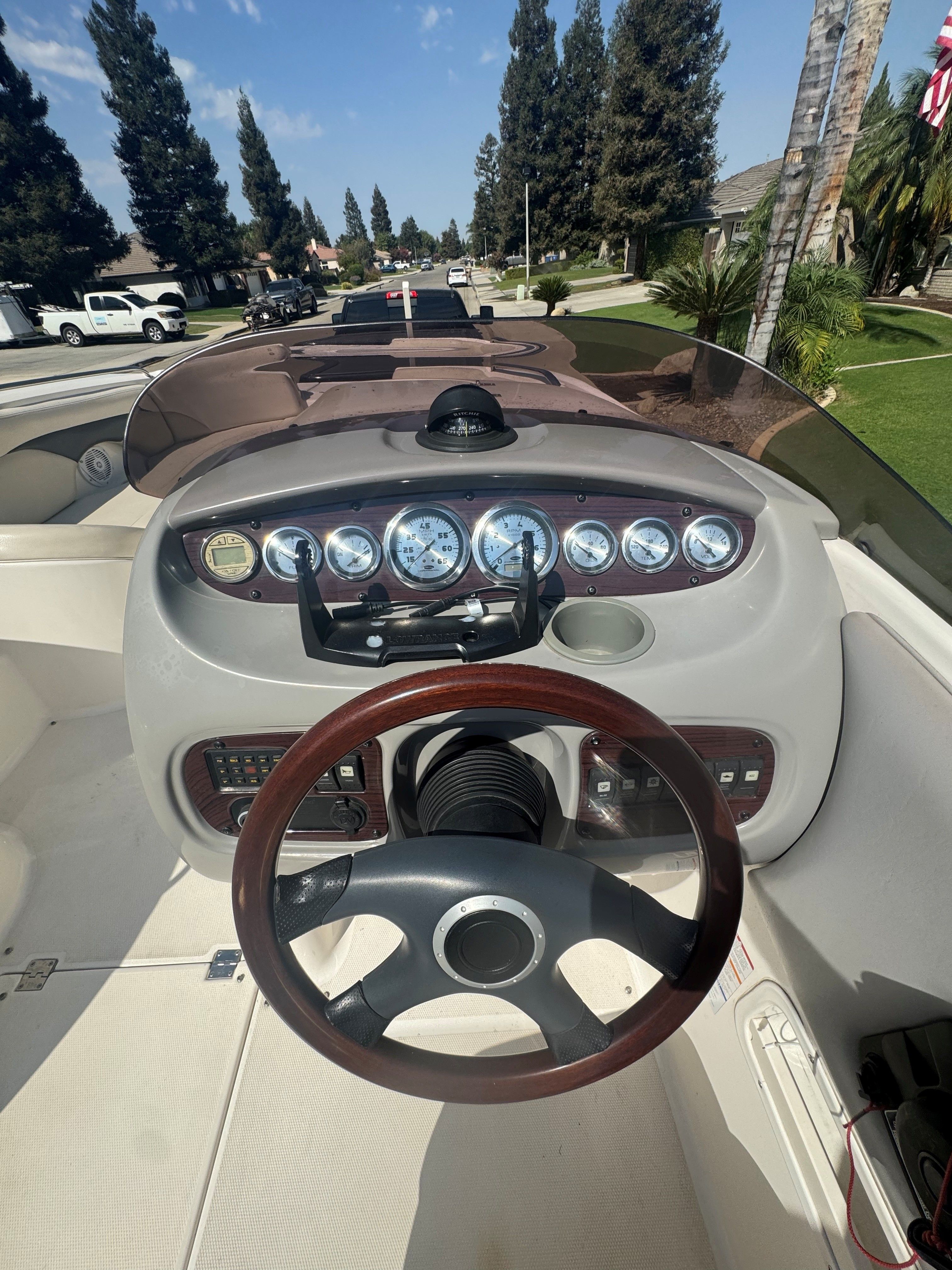 2004 Chaparral Sunesta 232