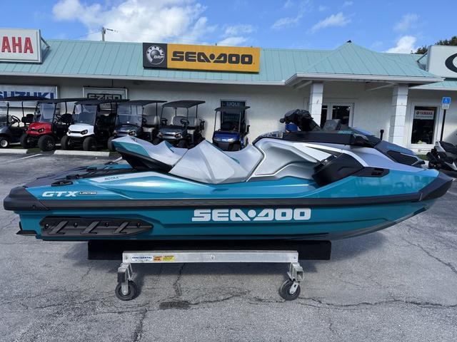 Sea-Doo GTX™ Limited 325 Teal Metallic