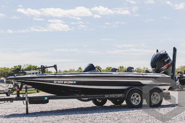 2010 skeeter sale zx200