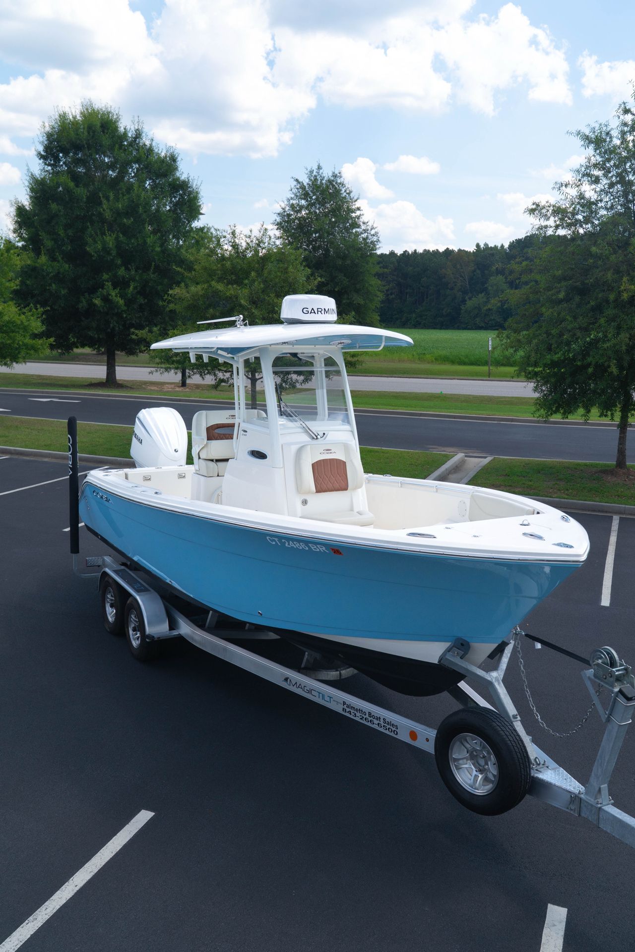 2023 Cobia 240 Center Console