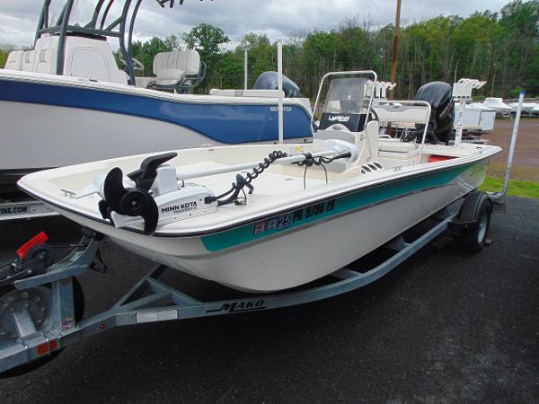 2023 Mako Pro Skiff 17 CC