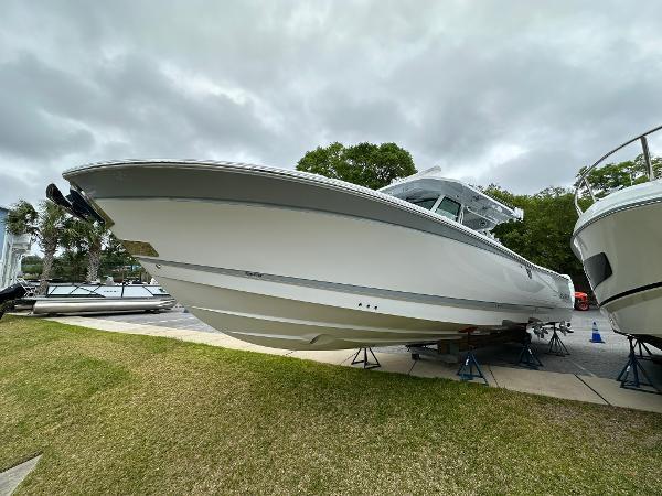 2024 Blackfin 400 CC
