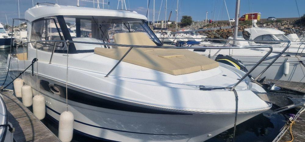 Beneteau Antares 8.80 HB