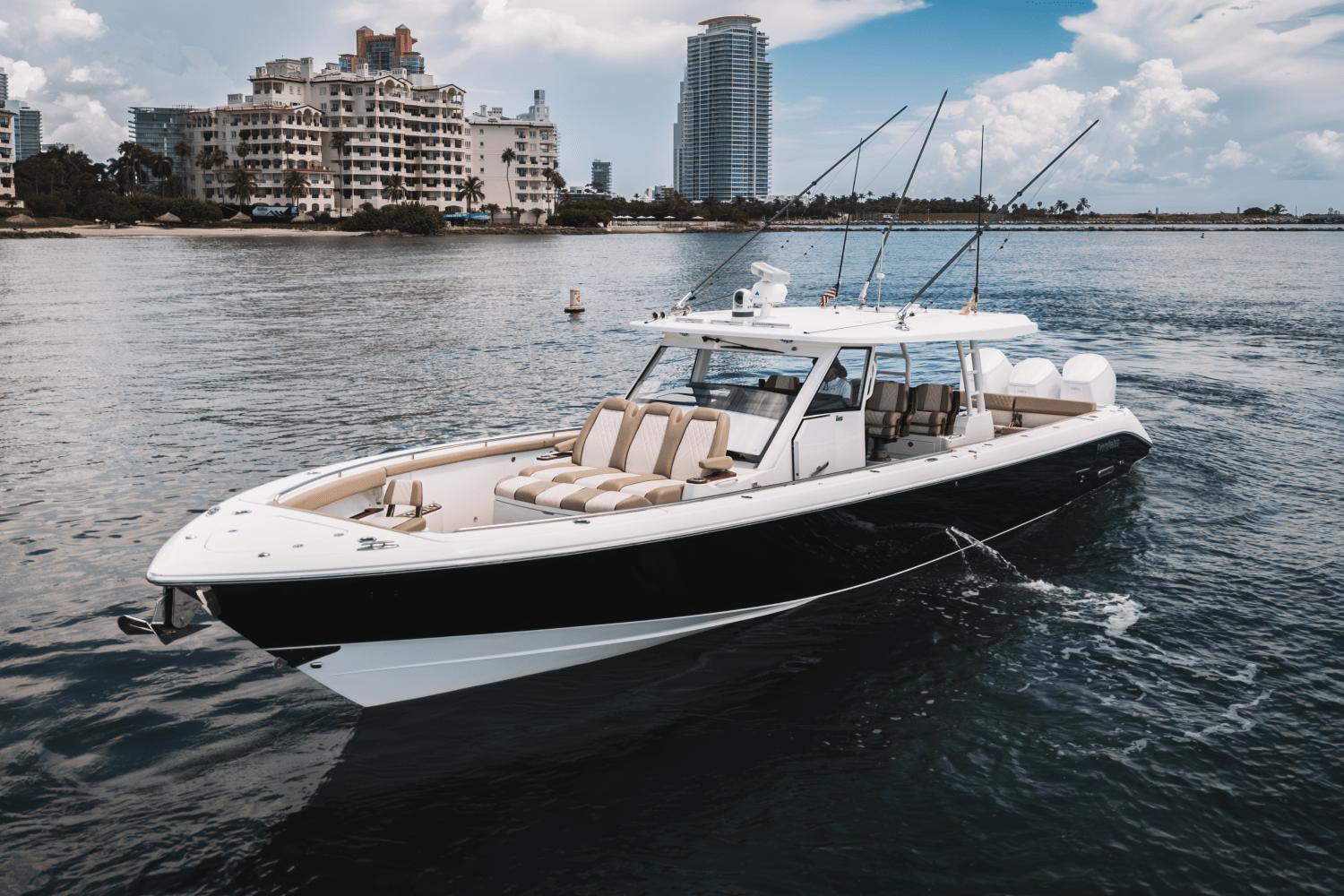 2023 Everglades 455 CC