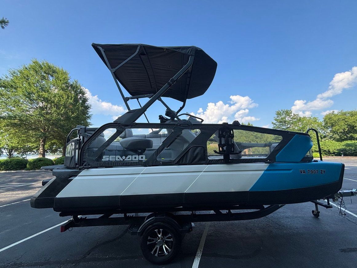 2022 Sea-Doo Switch Sport 18