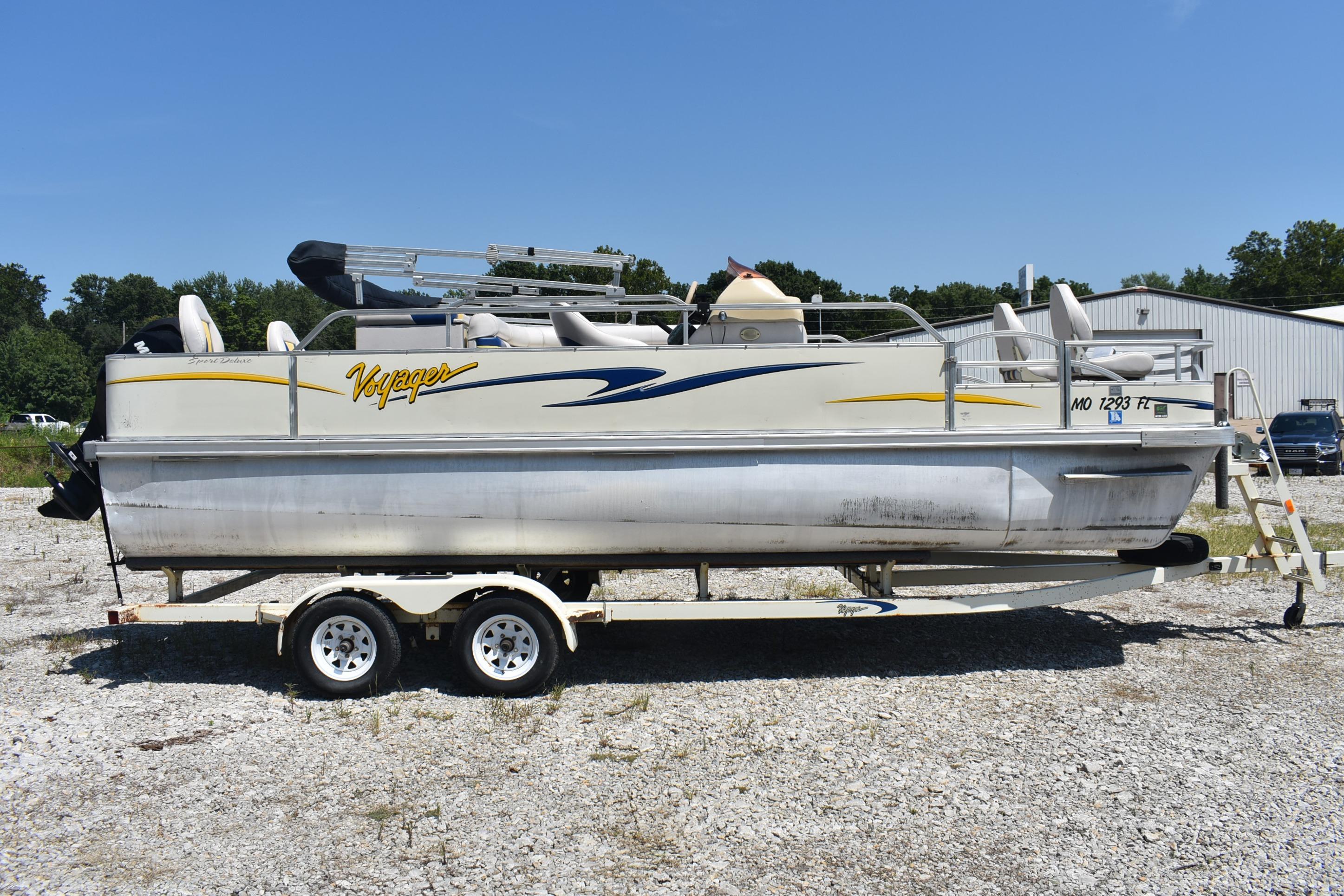 2007 Voyager 22 Sport Deluxe