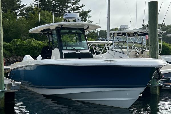Boston Whaler 330 Outrage