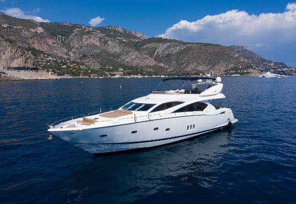 2003 Sunseeker 82 Yacht