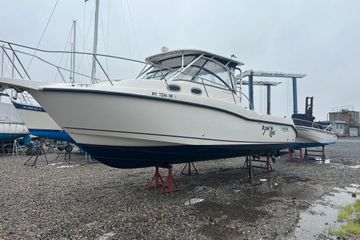 2005 Boston Whaler 305 Conquest