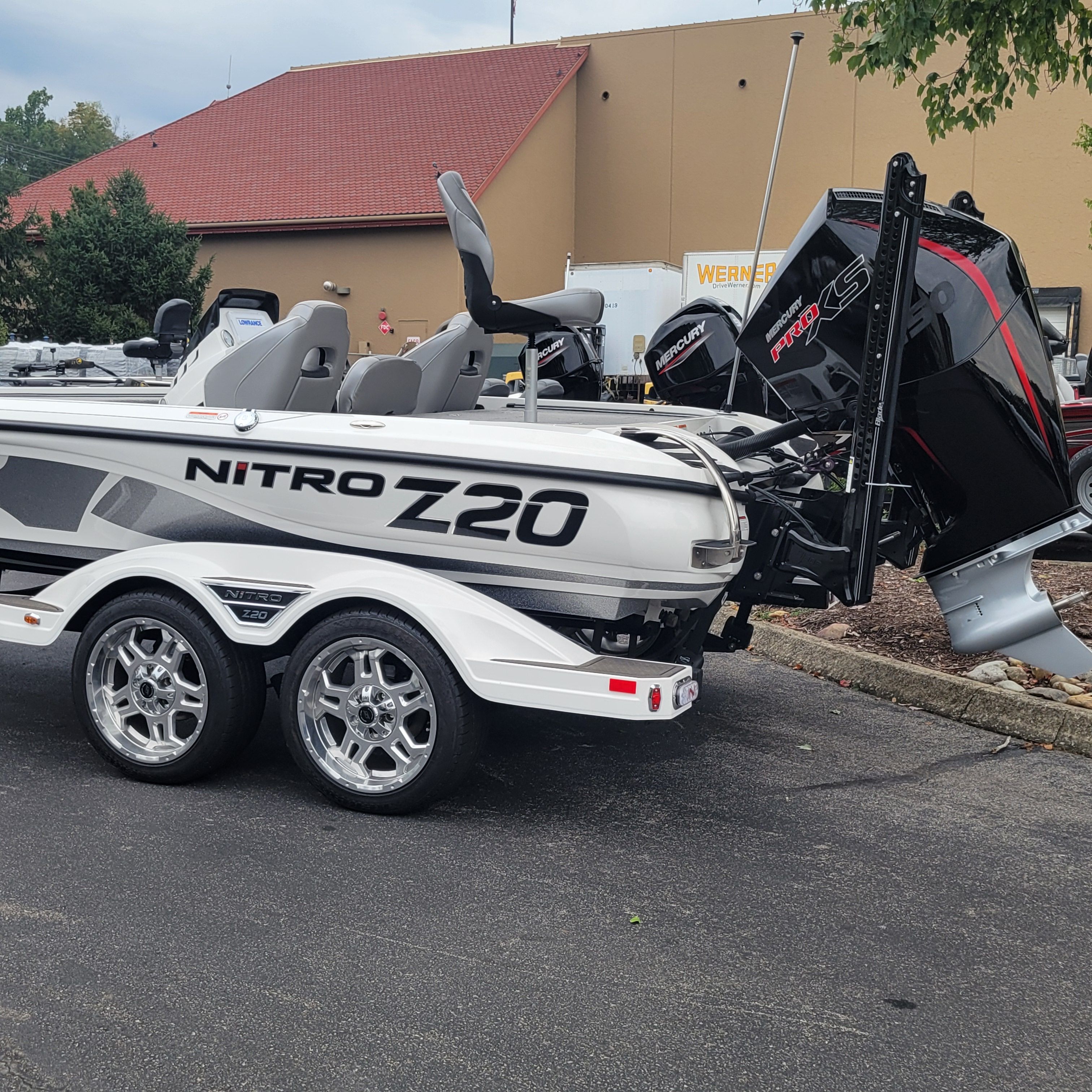 2023 Custom Nitro z20