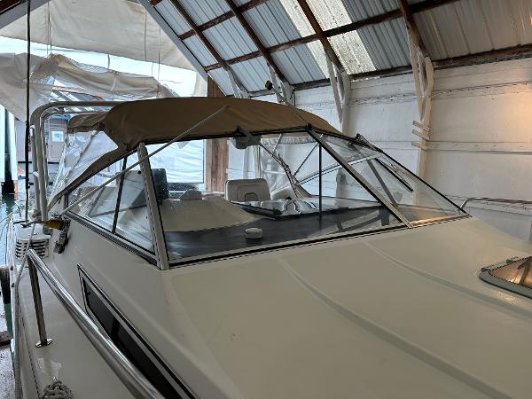 1993 Wellcraft St Tropez 3200