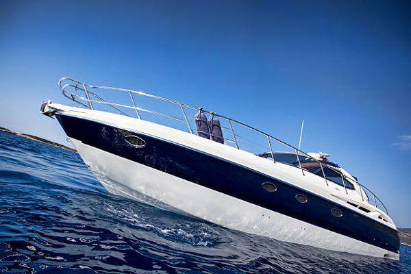 2012 Boston Whaler 170 Dauntless