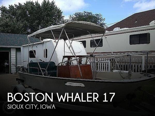 Boston Whaler NAUSET 17 1974 Boston Whaler Nauset 17 for sale in Sioux City, IA