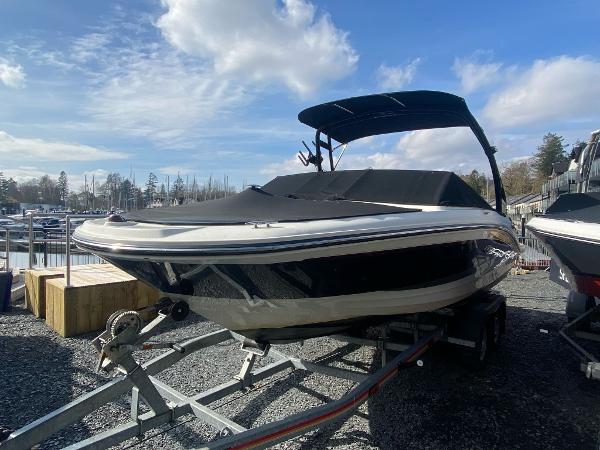 2015 Sea Ray SPX 19E
