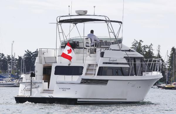 1990 Tollycraft 39 Sport Yacht