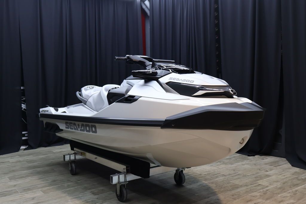 2025 Sea-Doo GTX™ Limited 325 White Pearl Premium