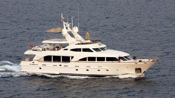 Benetti Tradition 100