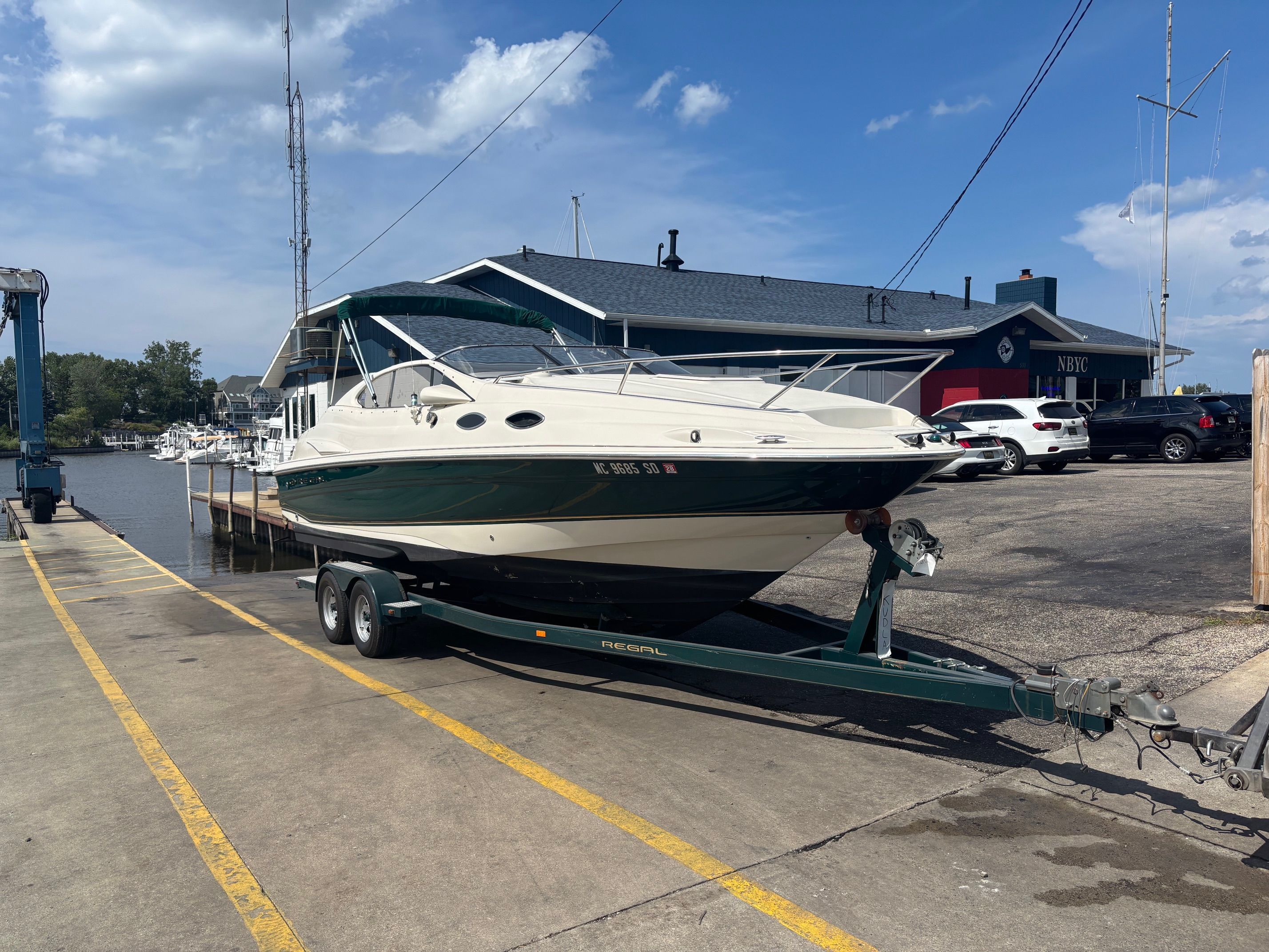 2000 Regal 2550 LSC