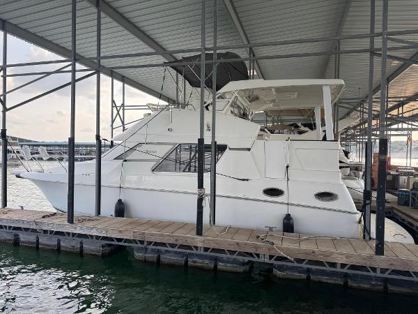 Silverton 372 Motor Yacht