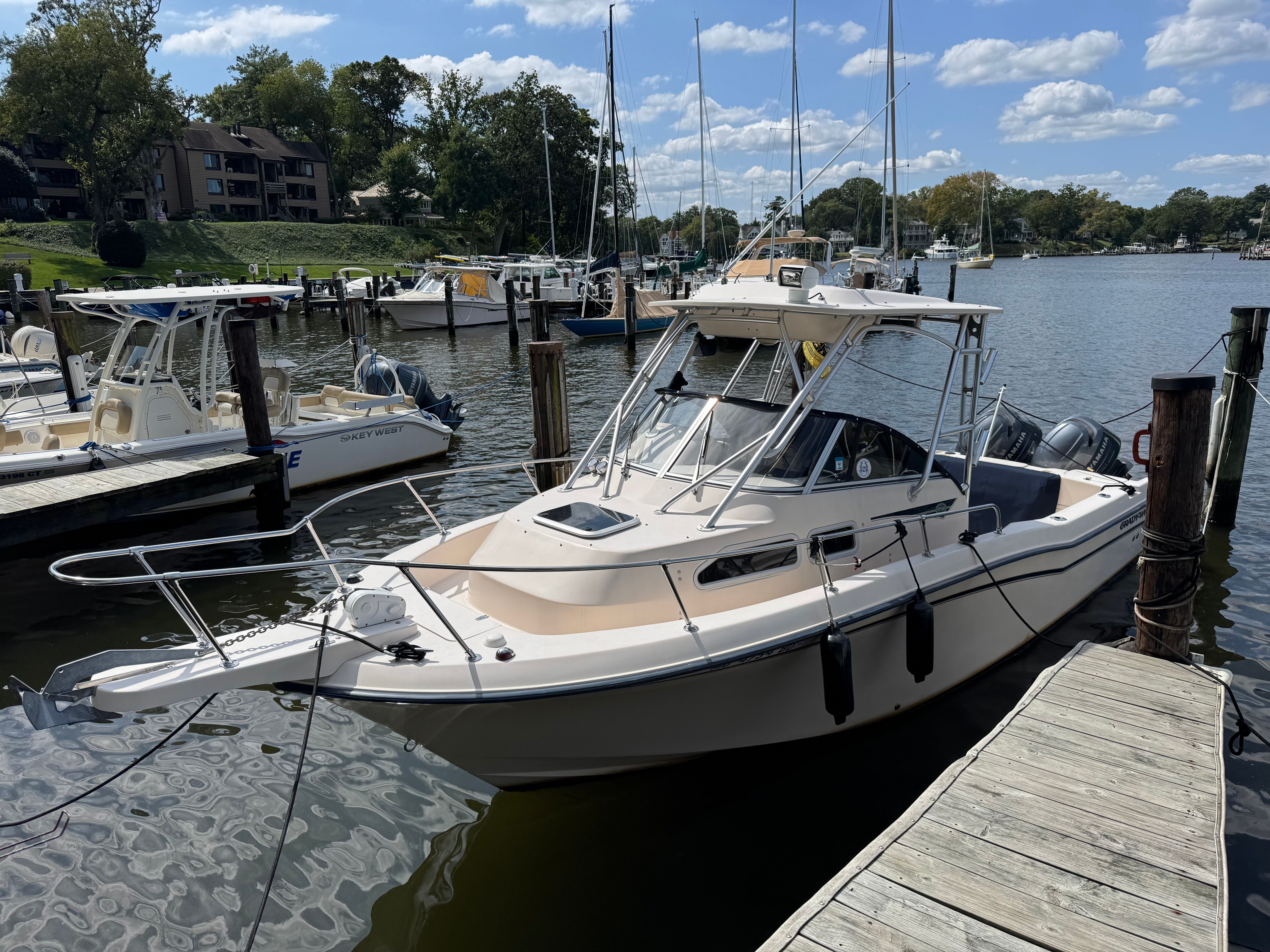 2005 Grady-White Journey 258