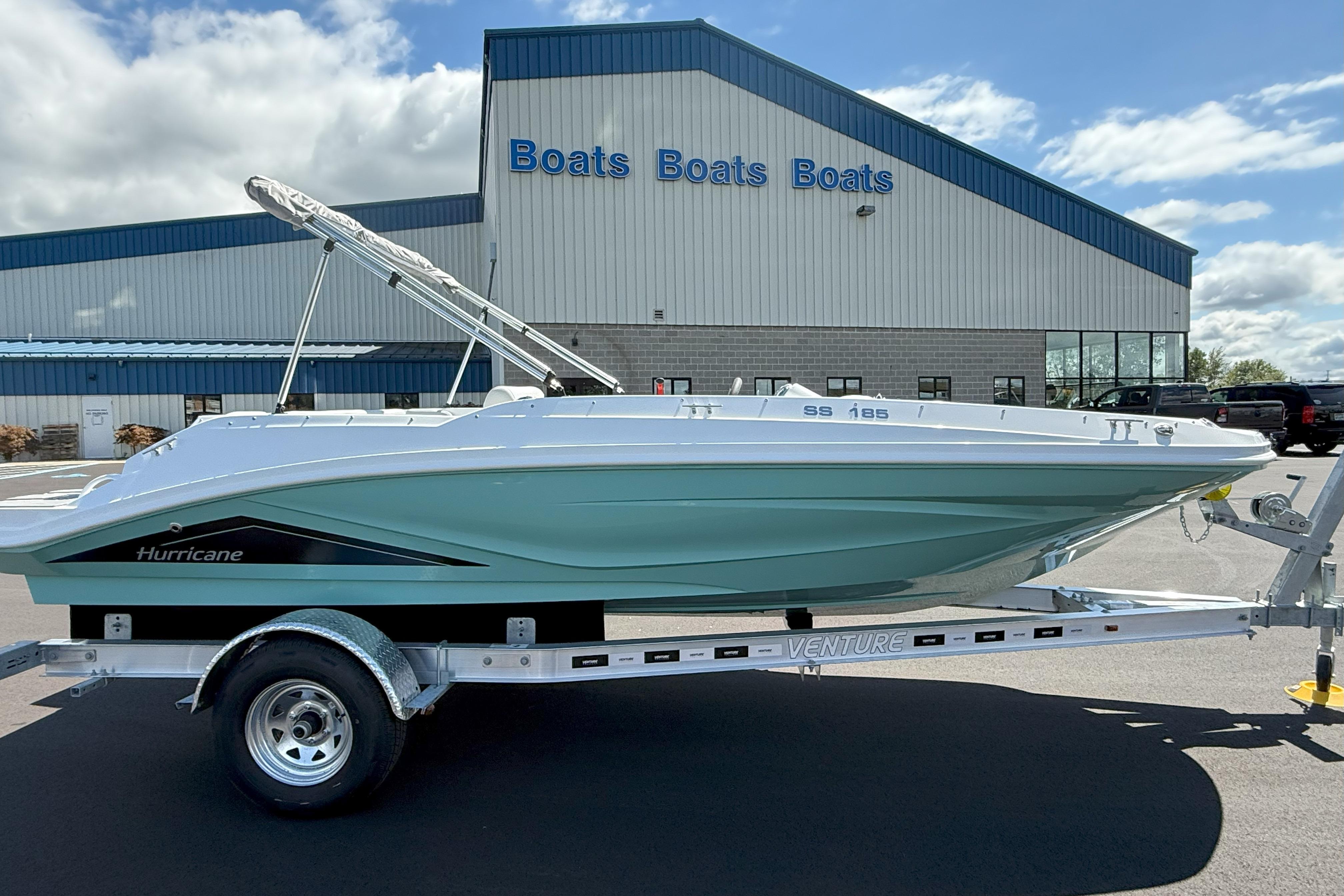 2026 Hurricane SunDeck Sport 185 OB