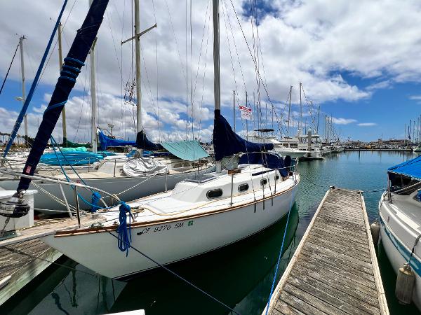 1978 Cape Dory 28