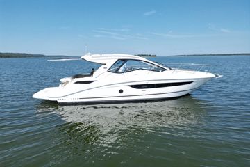 2019 Sea Ray 350 Sundancer Coupe