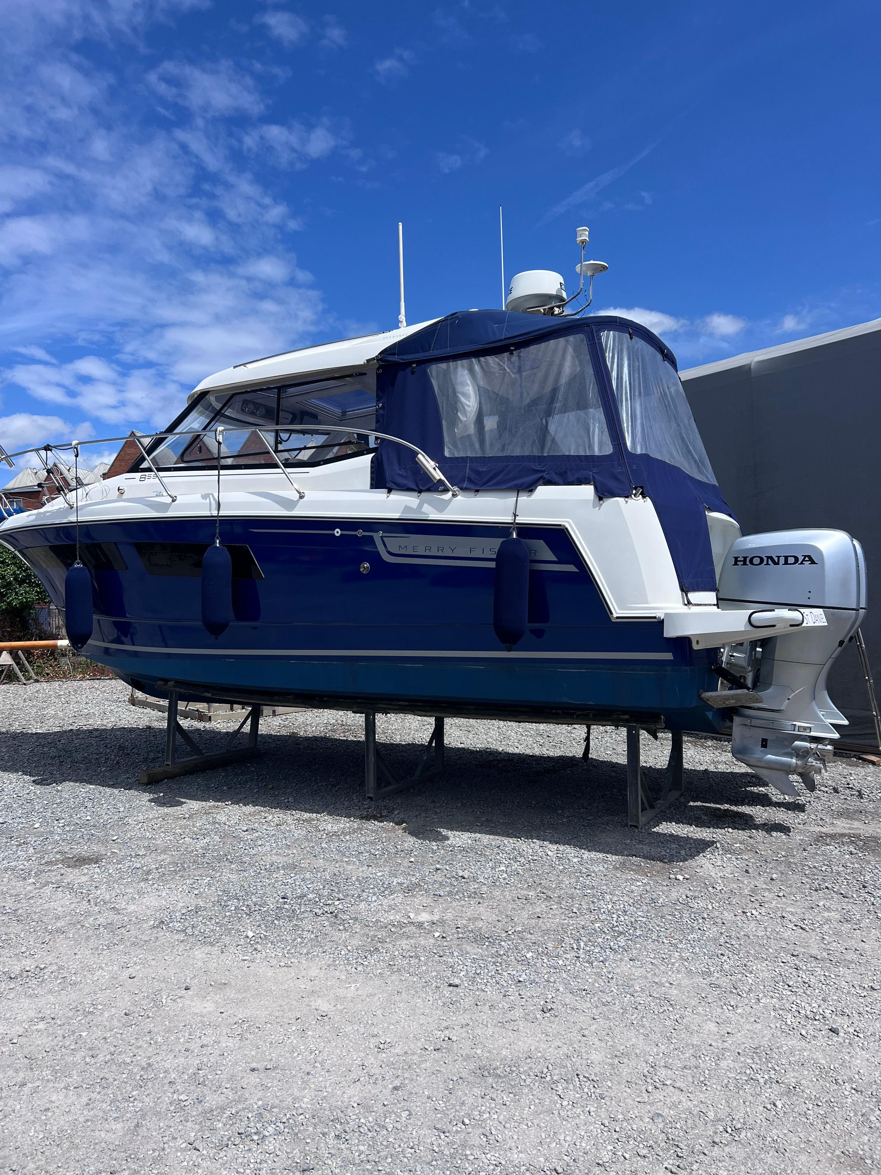 2016 Jeanneau Merry Fisher 855