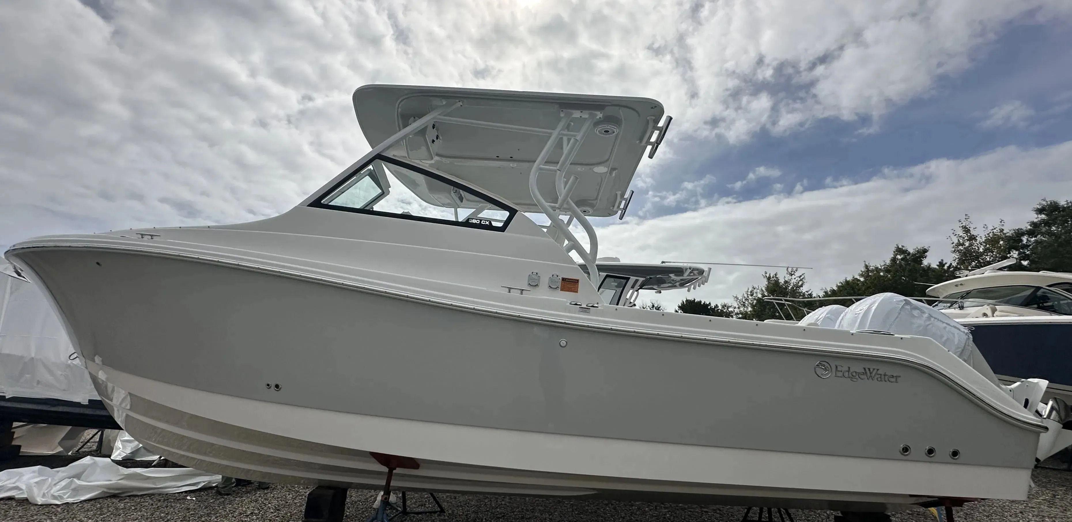 2025 Edgewater 280 CX