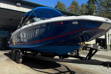 2021 Four Winns HD8