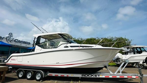 2023 Boston Whaler 325