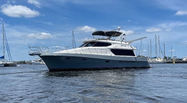 1999 McKinna 57 Pilothouse