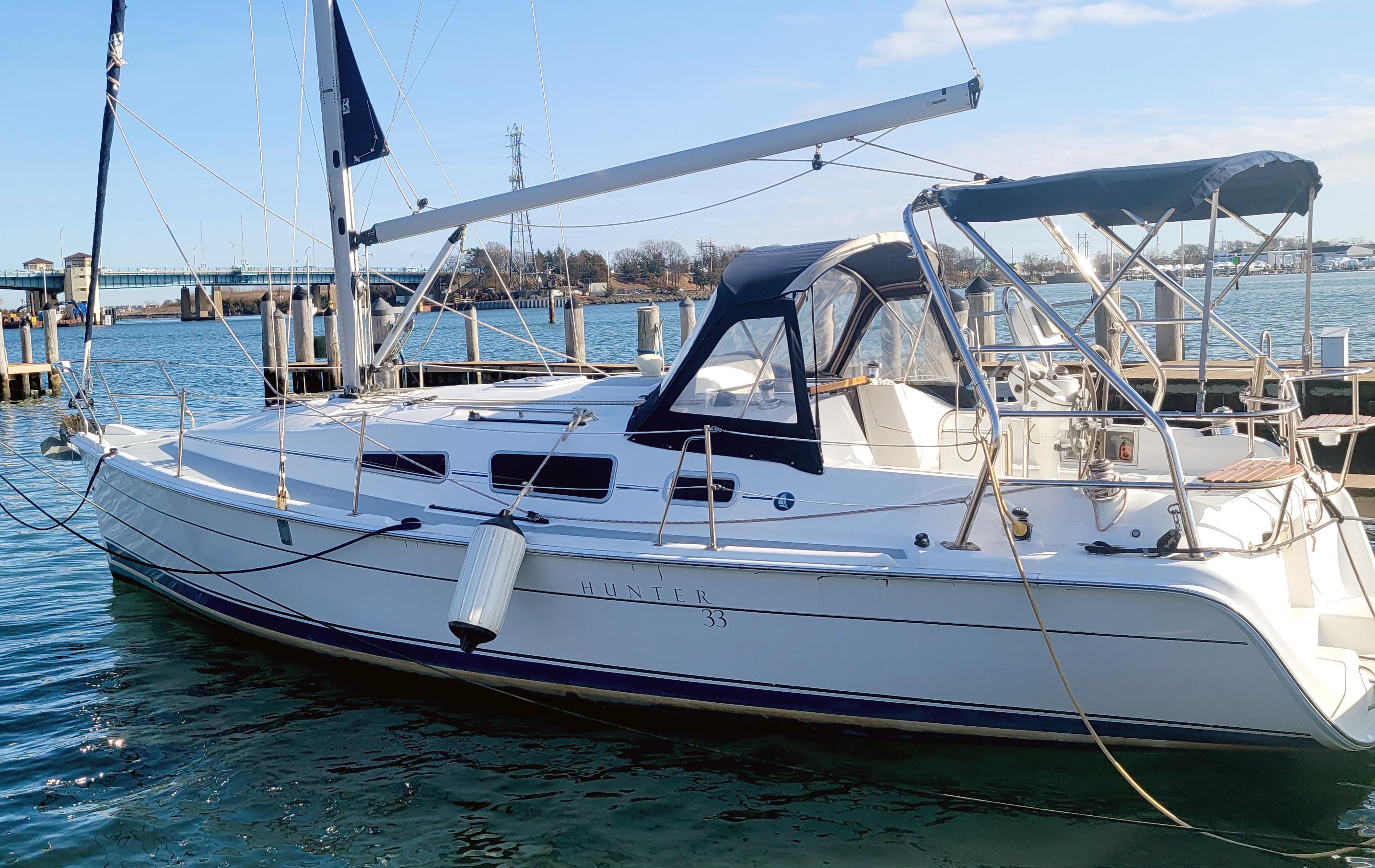 Hunter 33