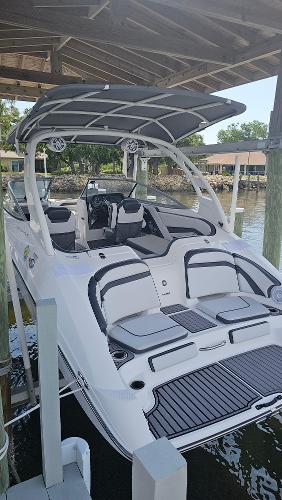 2017 Yamaha Boats 242 S-type E-Series