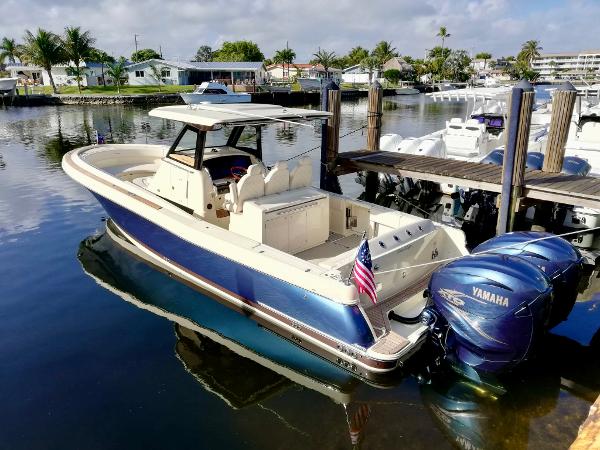 Chris-Craft Catalina 34
