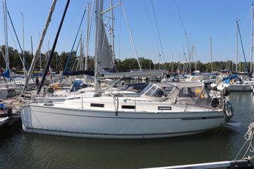 2011 Bavaria 32 Cruiser