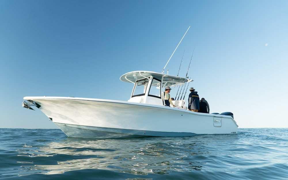 Sea Hunt Gamefish 30 Coffin Box
