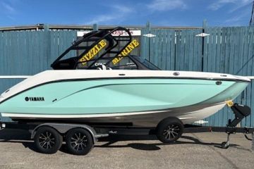 2026 Yamaha Boats 222S