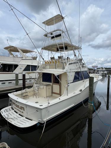 Hatteras 46 Convertible