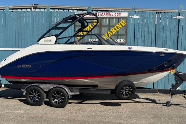 2026 Yamaha Boats 222SE