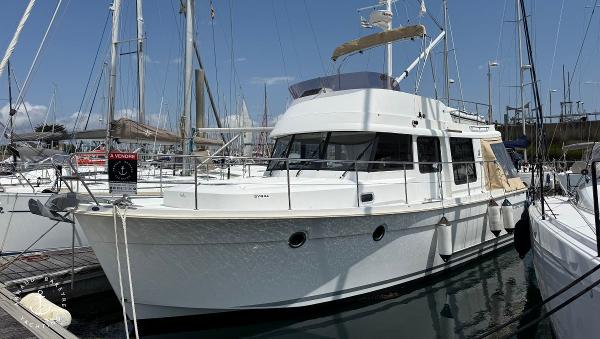 2015 Beneteau Swift Trawler 34