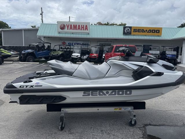 2025 Sea-Doo GTX