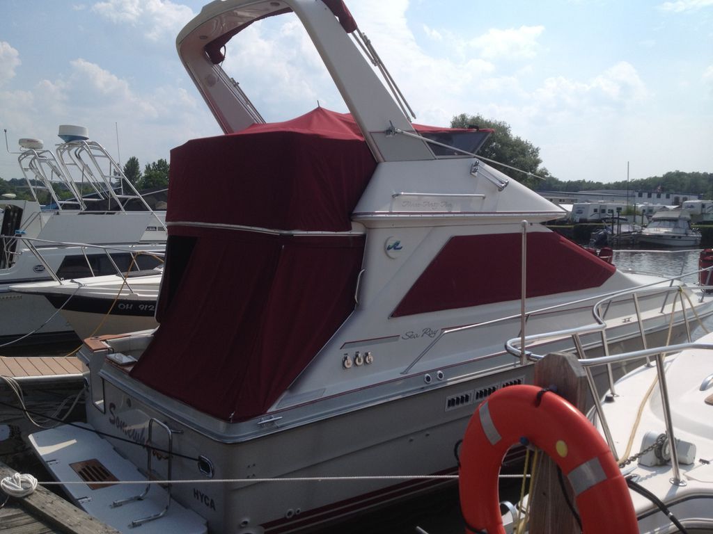 1988 Sea Ray 340 Sedan Bridge